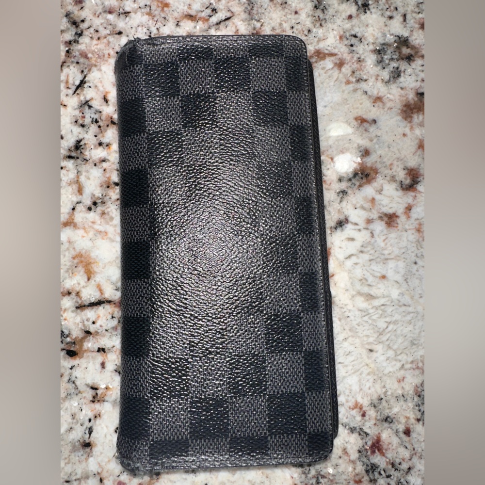 Louis Vuitton Damier GRAPHITE long fold wallet